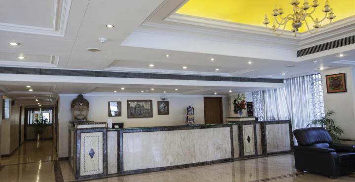 Hotel Gemini Continental, Hazratganj Lakhnaú Exteriér fotografie