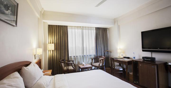 Hotel Gemini Continental, Hazratganj Lakhnaú Exteriér fotografie