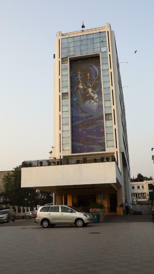 Hotel Gemini Continental, Hazratganj Lakhnaú Exteriér fotografie