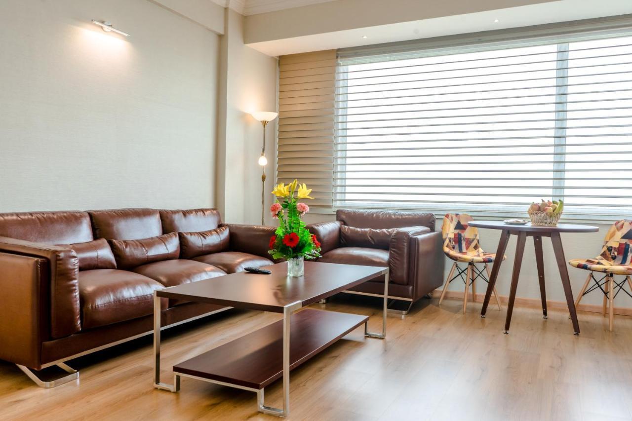 Hotel Gemini Continental, Hazratganj Lakhnaú Exteriér fotografie